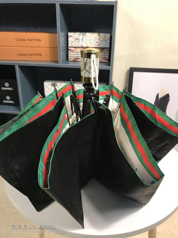 GUCCI古馳傘 2019年度爆款自動傘 專櫃夏季新款 田園花卉圖案 全自動折疊晴雨傘 防曬隔熱 防紫外線  zm1096